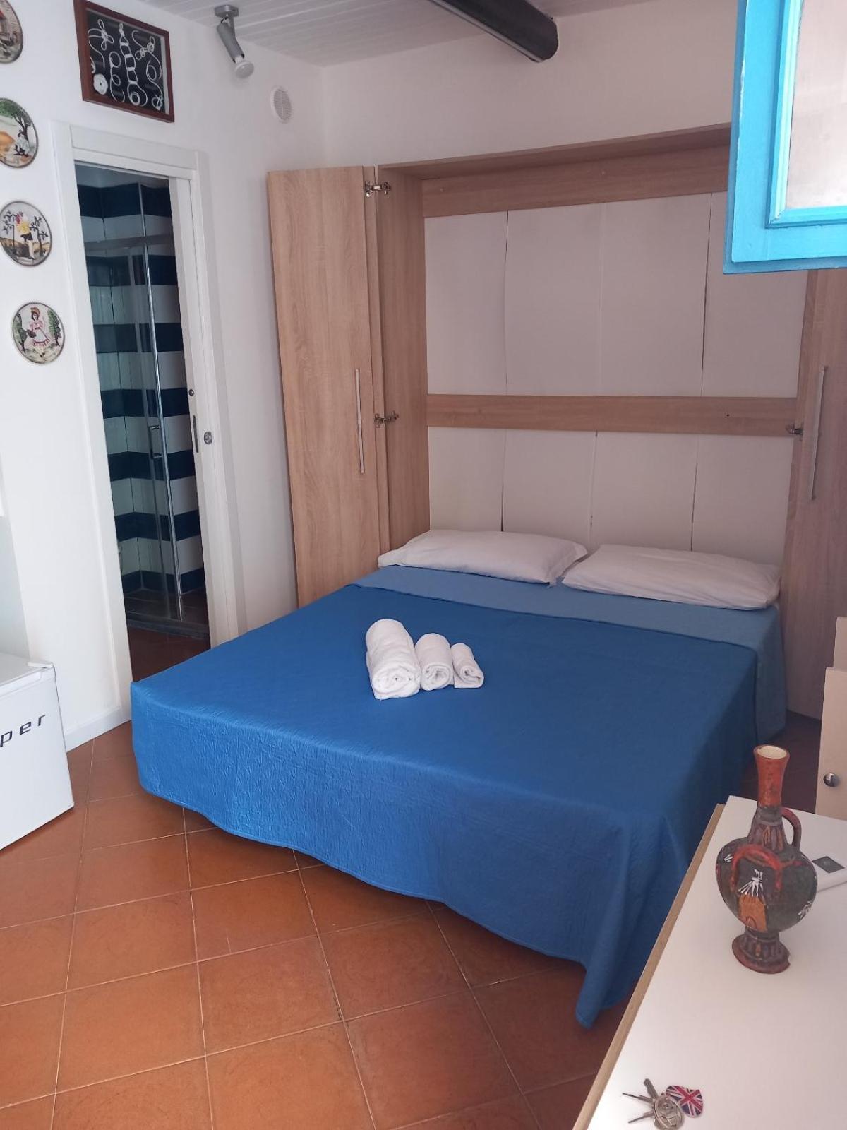 Mide Capri House Apartment Екстериор снимка