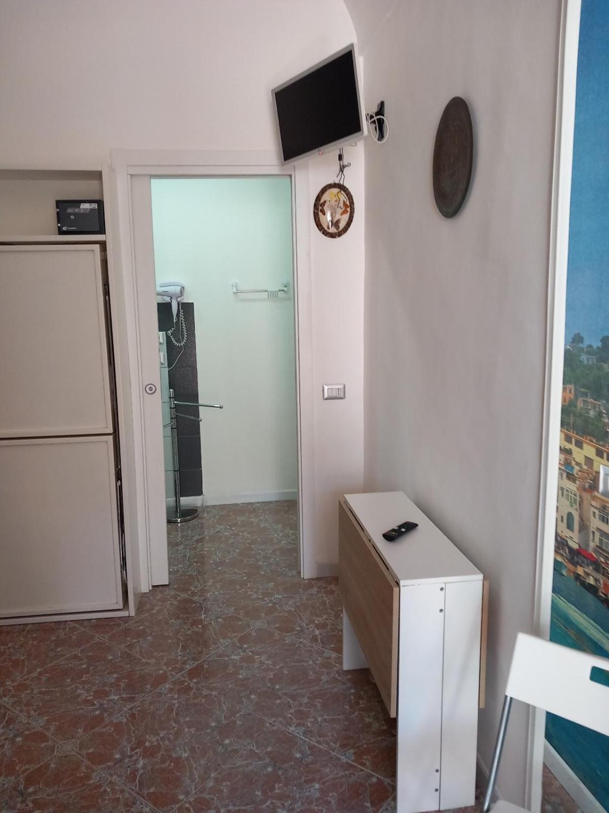 Mide Capri House Apartment Екстериор снимка